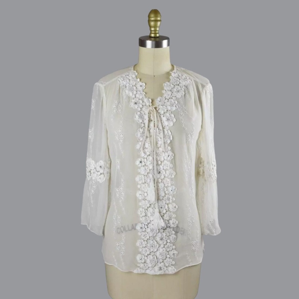 Tahari blouse top